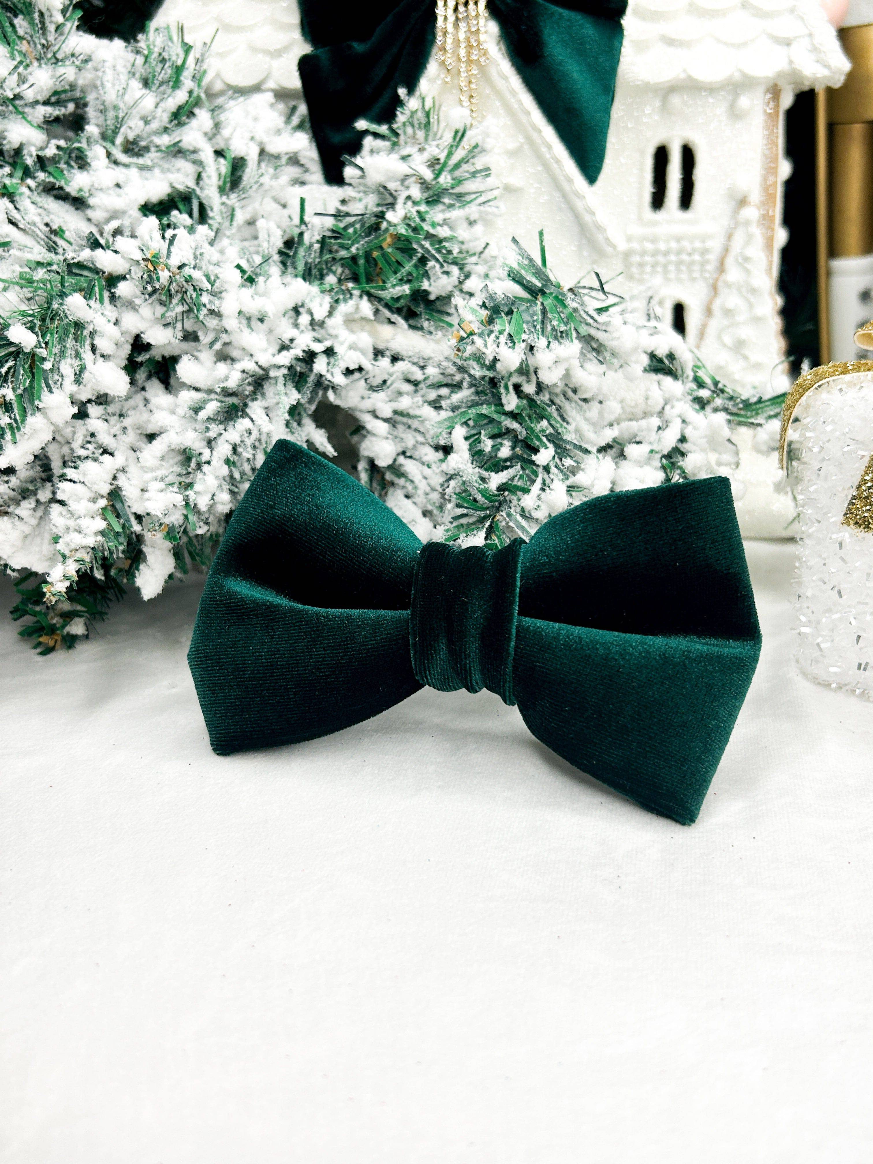 Evergreen Velvet Bow Tie - Woofiao