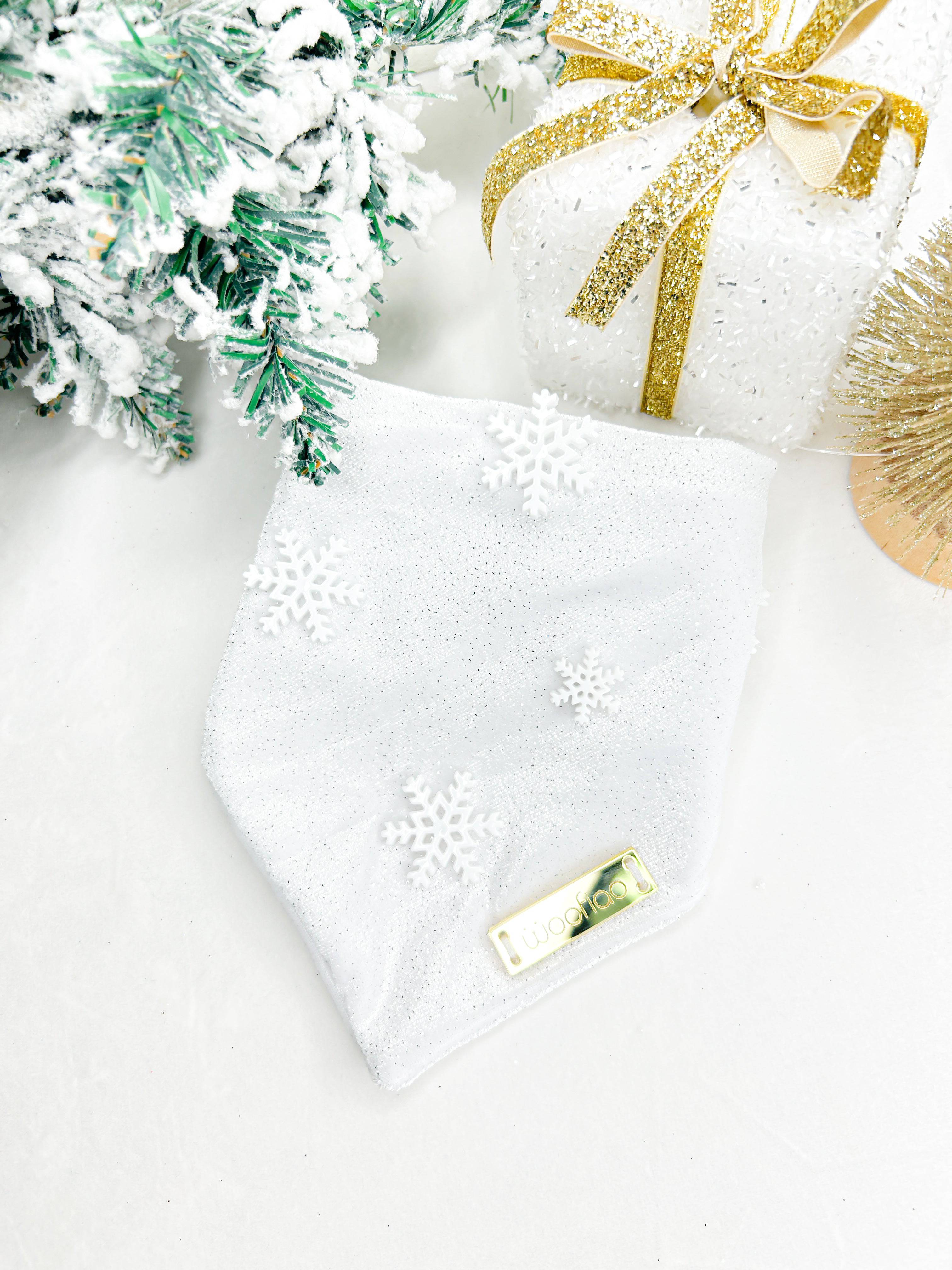 White Snowflakes Velvet Bandana - Woofiao