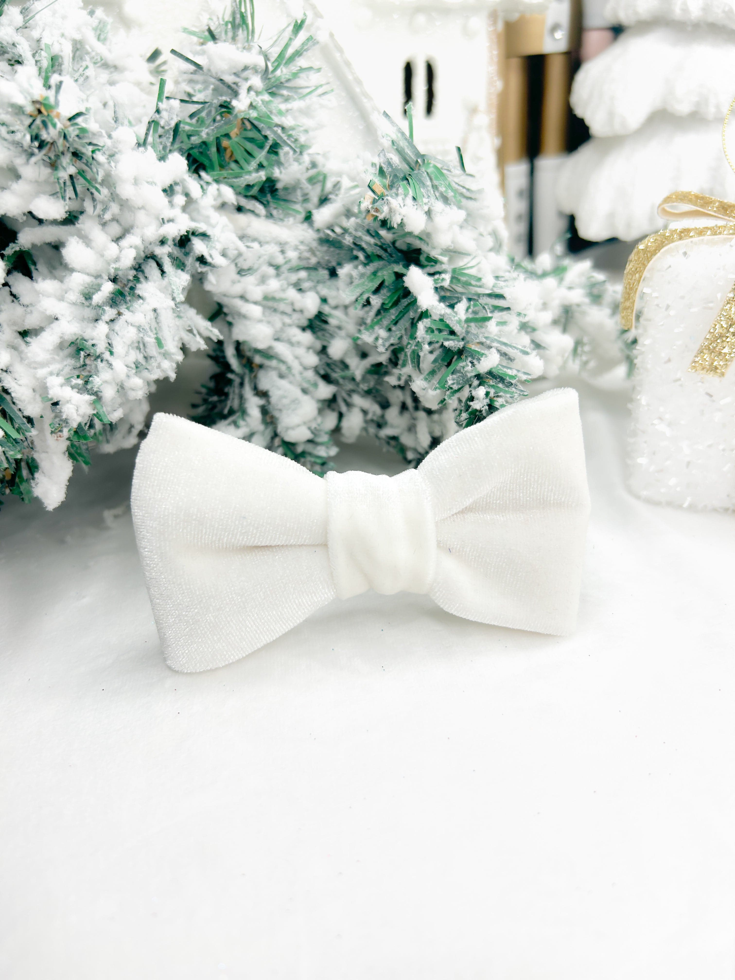 Ivory Christmas Velvet Bow Tie - Woofiao