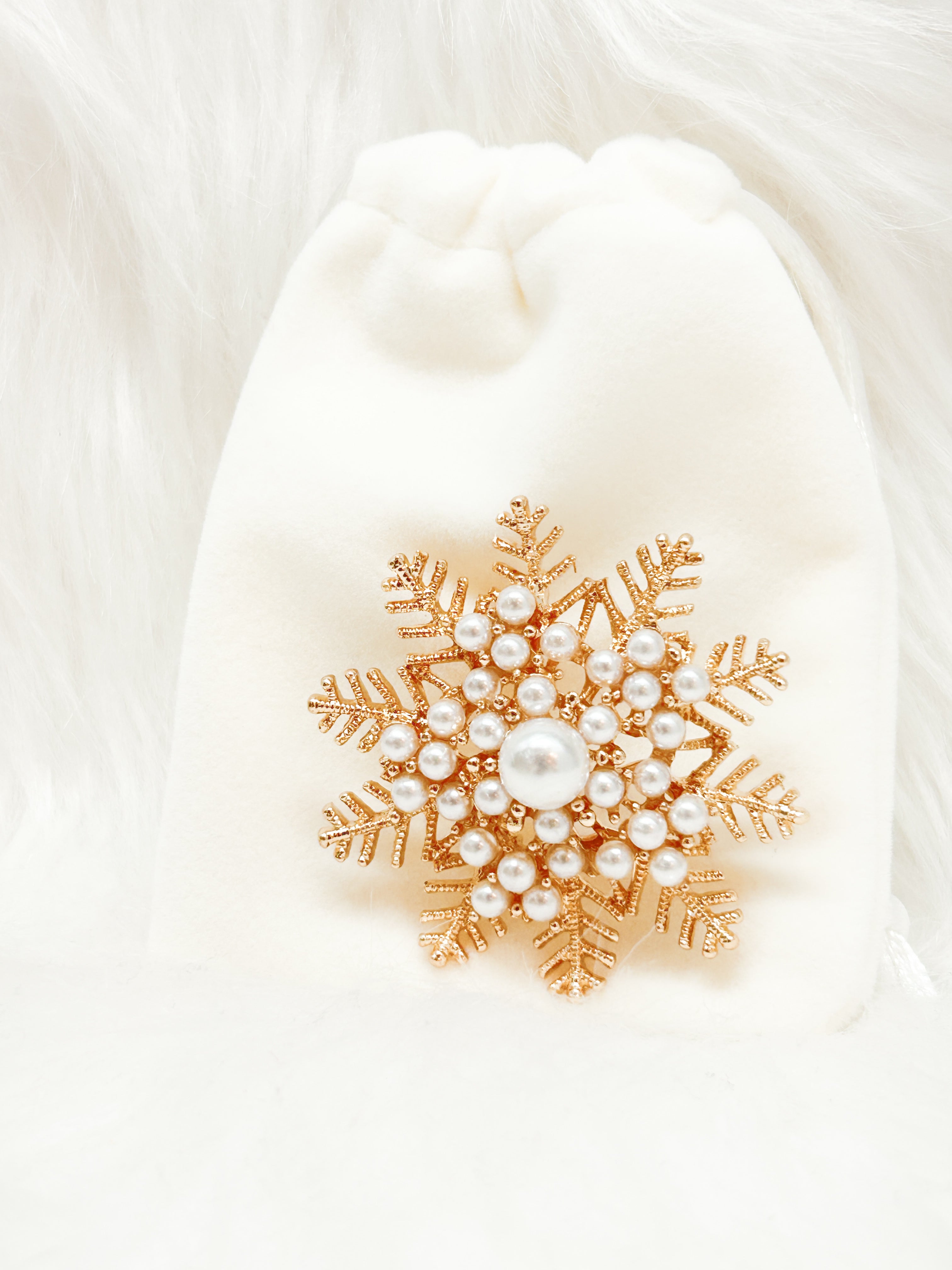 Christmas Snowflake Pearls Brooch