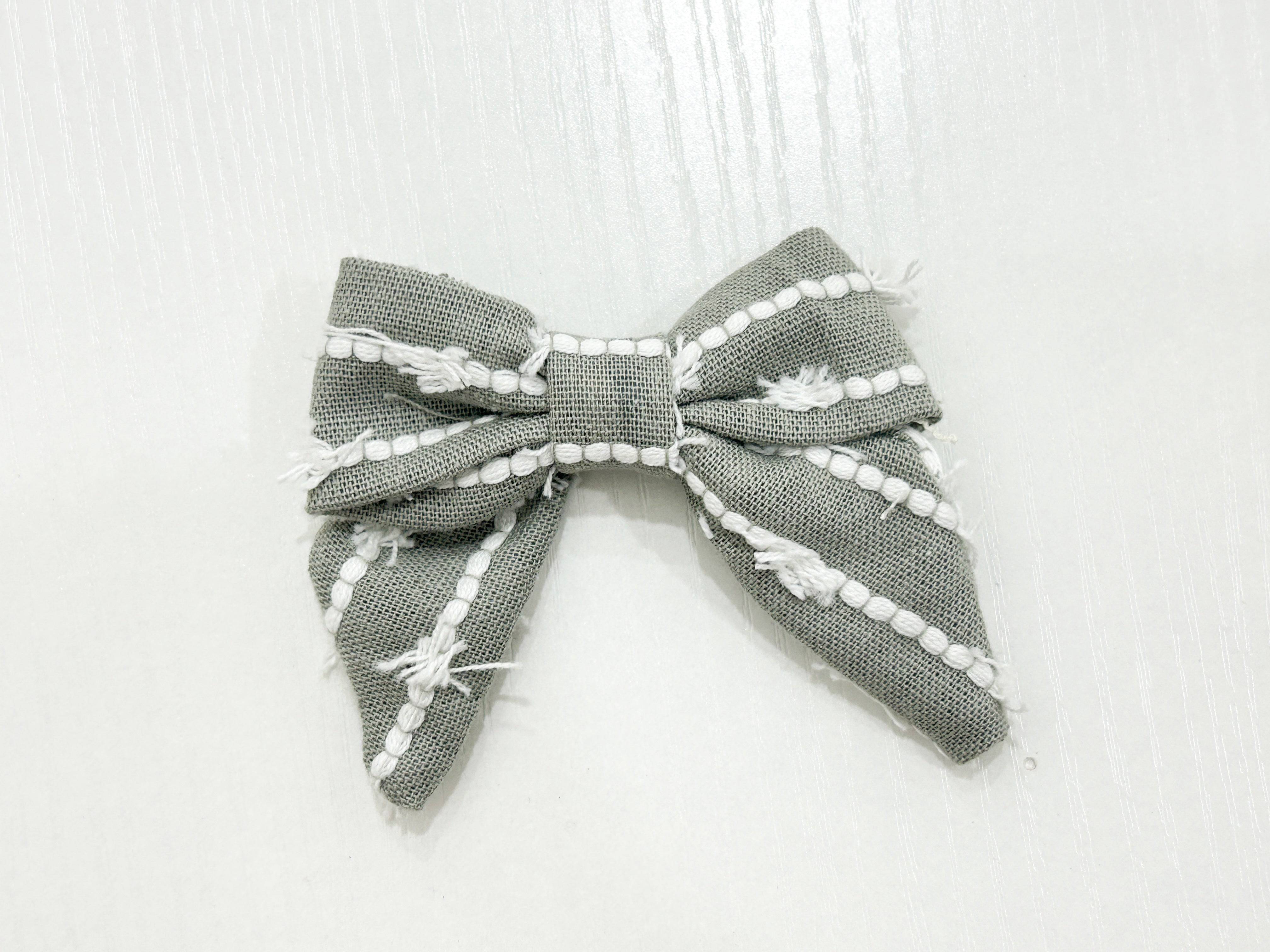 Palm Groove Hair Bow - Woofiao