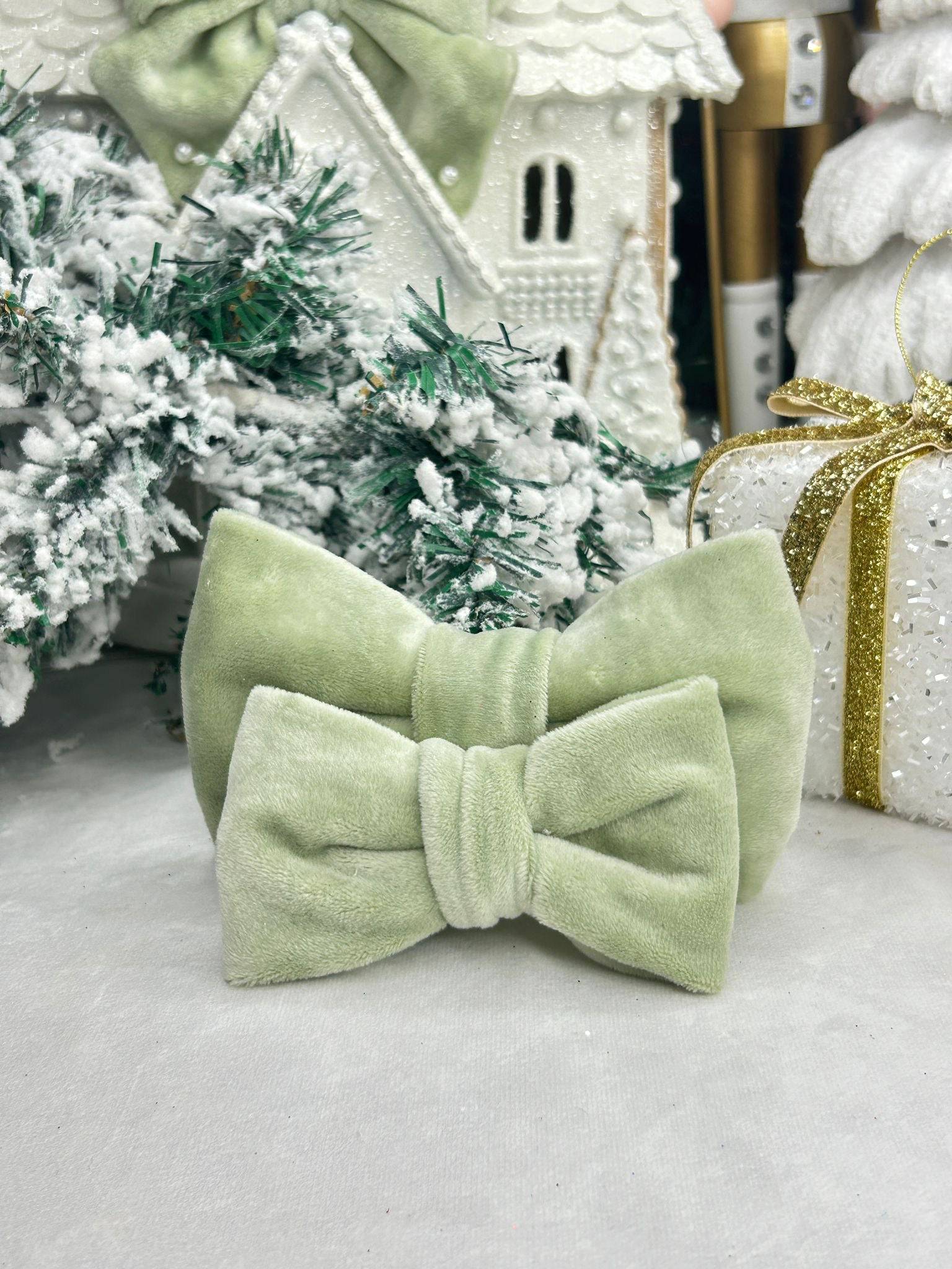 Olive Velvet Bow Tie - Woofiao